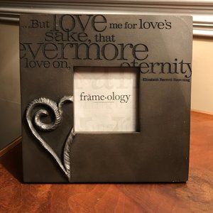 Frame-ology NWOT Picture Frame
